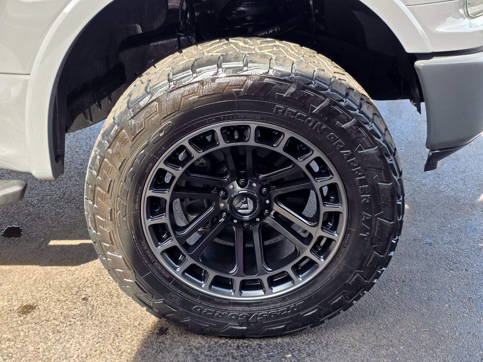 Used 2020 Ford F150 XLT w/ Equipment Group 302A Luxury AWD/4WD image 5