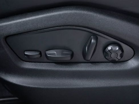 Certified 2026 Porsche Cayenne E-Hybrid Coupe AWD/4WD image 23