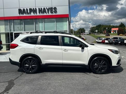 Used 2022 Subaru Ascent Onyx Edition AWD/4WD image 2