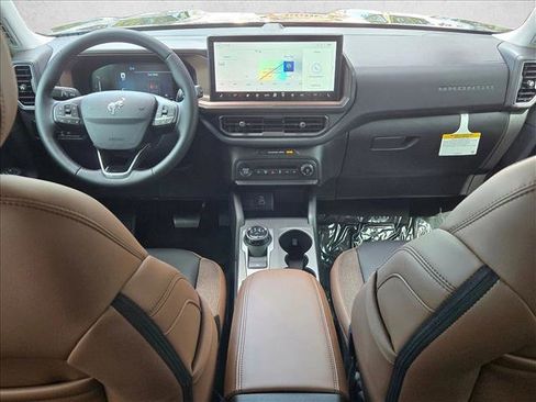 New 2026 Ford Bronco Sport Outer Banks image 14