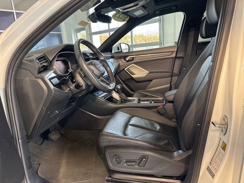 Used 2023 Audi Q3 2.0T Premium image 21