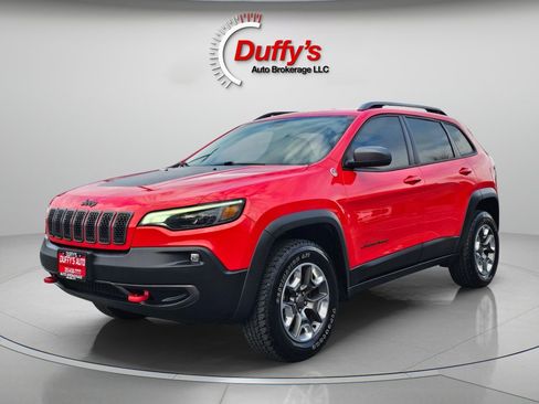 Used 2019 Jeep Cherokee Trailhawk w/ Comfort/Convenience Group image 13