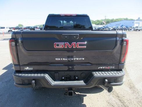 New 2026 GMC Sierra 2500 AT4X w/ AT4X AEV Edition AWD/4WD image 5