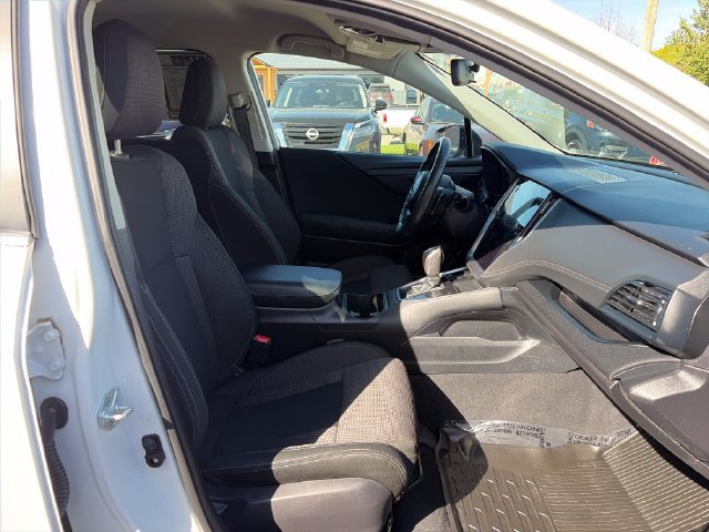 Used 2024 Subaru Outback Premium AWD/4WD image 23