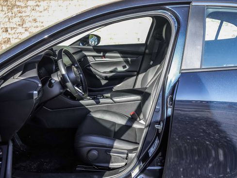 Used 2024 MAZDA MAZDA3 s image 24