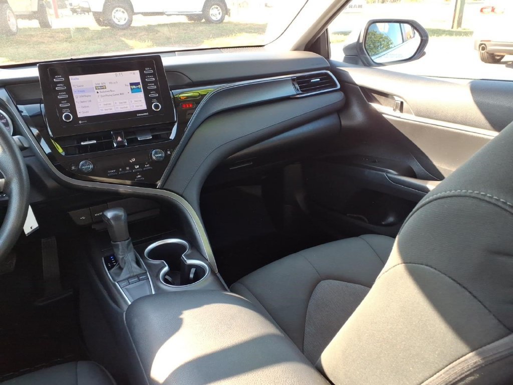 Used 2023 Toyota Camry LE FWD image 17