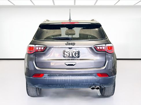 Used 2020 Jeep Compass Latitude image 5