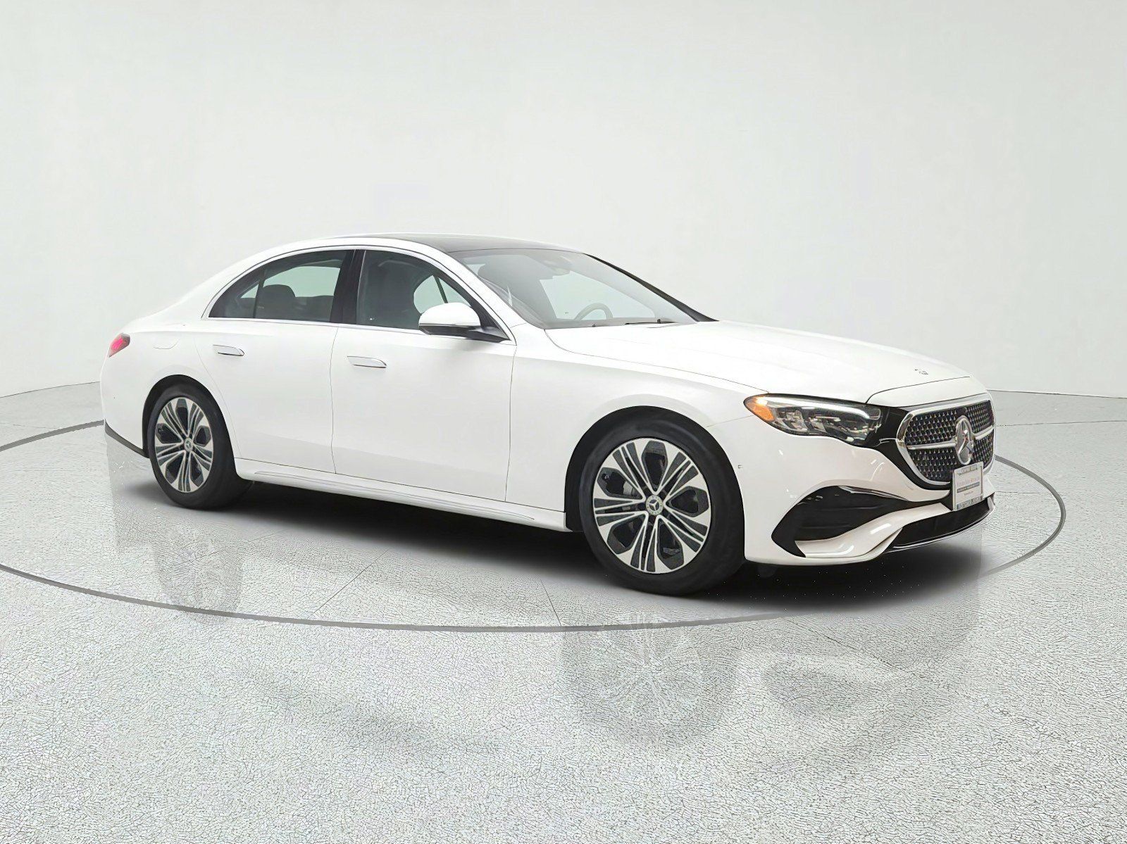 Used 2026 Mercedes-Benz E 350 Sedan image 3