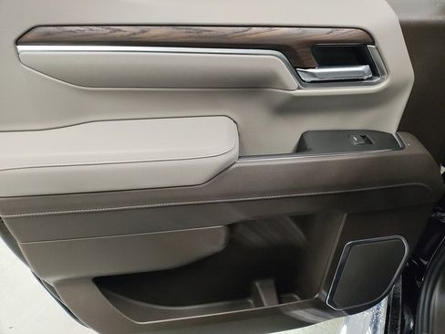 New 2026 GMC Sierra 1500 SLT w/ SLT Premium Plus Package image 28