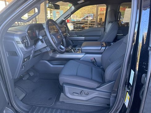 New 2025 Ford F150 XLT w/ Equipment Group 302A MID image 8