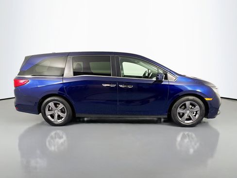 Certified 2023 Honda Odyssey EX image 4