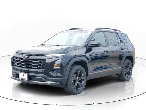 New 2026 Chevrolet Equinox LT w/ Midnight Edition FWD image 2