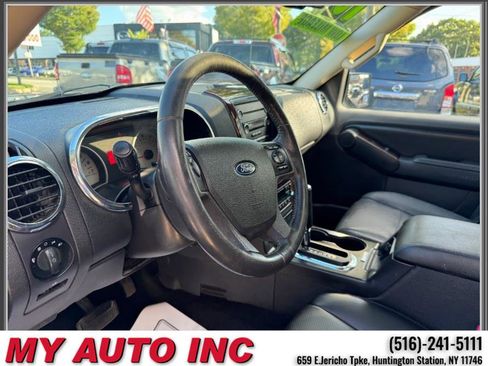 Used 2010 Ford Explorer Limited image 22