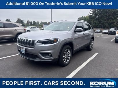 Used 2019 Jeep Cherokee Latitude Plus w/ Comfort/Convenience Group
