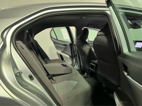 Used 2022 Toyota Camry LE image 24