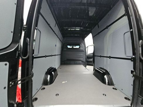 New 2025 Mercedes-Benz Sprinter 2500 image 15