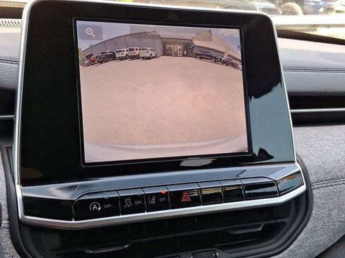 New 2025 Jeep Compass Sport image 22