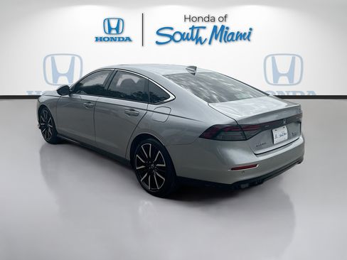 Certified 2023 Honda Accord Touring image 5