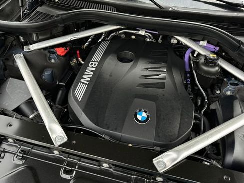 Used 2023 BMW X7 xDrive40i w/ Executive Package image 54