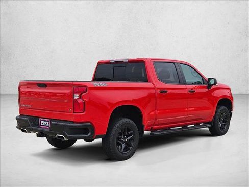 Used 2021 Chevrolet Silverado 1500 LT Trail Boss w/ Convenience Package II AWD/4WD image 5