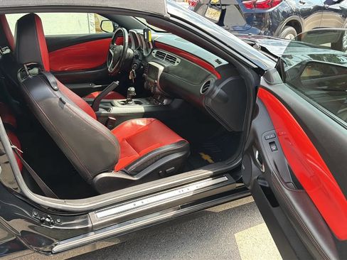 Used 2015 Chevrolet Camaro SS w/ RS Package RWD image 25