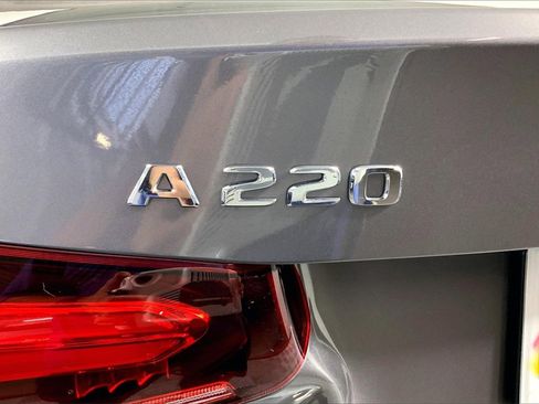 Used 2022 Mercedes-Benz A 220 A 220 image 7
