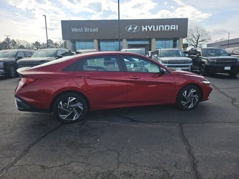 Certified 2025 Hyundai Elantra Sport image 1