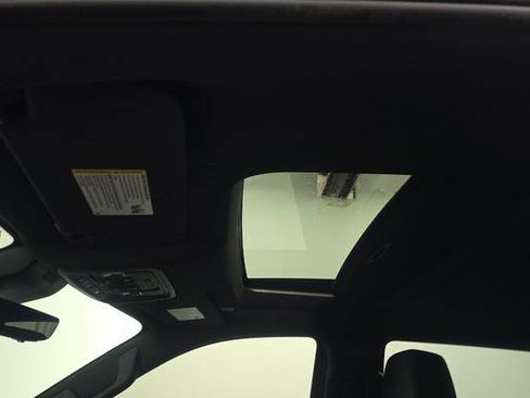 Used 2022 GMC Sierra 1500 AT4 w/ AT4 Premium Package image 11