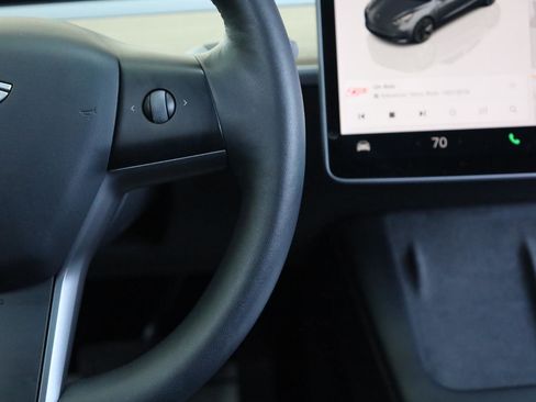 Used 2022 Tesla Model 3 Long Range AWD/4WD image 33