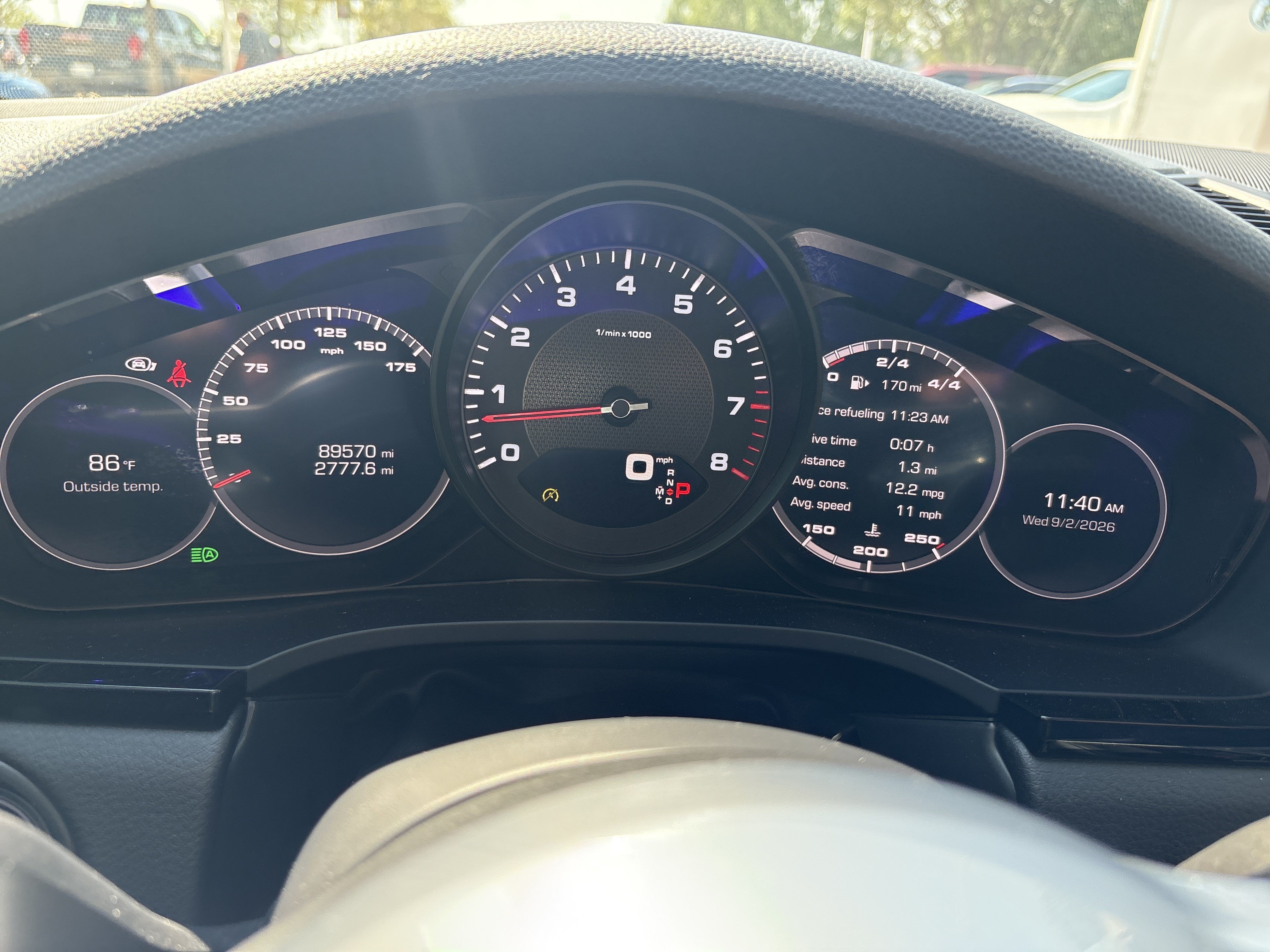 Used 2020 Porsche Cayenne AWD/4WD image 25