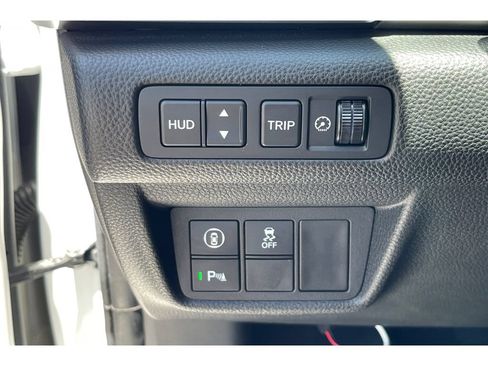 Certified 2022 Honda Accord Touring image 40