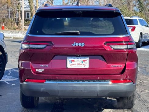 Used 2023 Jeep Grand Cherokee L Limited w/ Luxury Tech Group II image 19