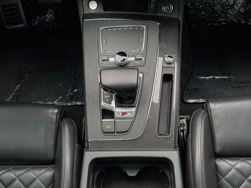 Used 2020 Audi SQ5 Premium Plus w/ Premium Plus Package image 31