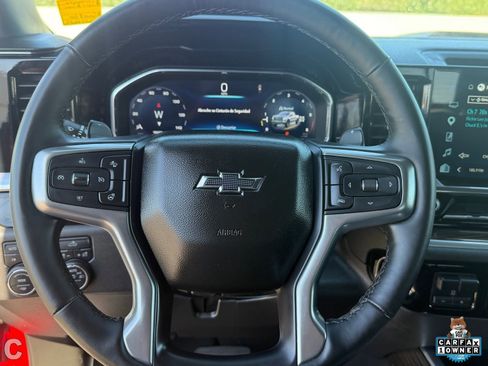Used 2025 Chevrolet Silverado 1500 LT Trail Boss w/ Convenience Package II AWD/4WD image 28