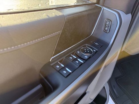 New 2026 Ford F350 XLT w/ XLT Premium Package AWD/4WD image 11