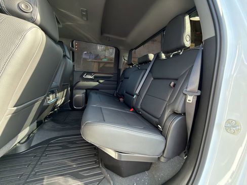 New 2026 GMC Sierra 3500 Denali w/ Denali Reserve Package AWD/4WD image 14