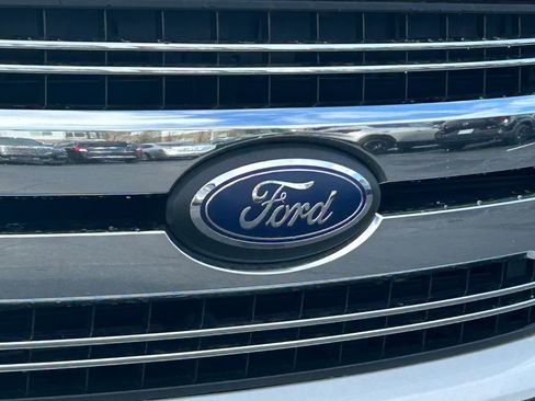 Used 2020 Ford F150 Lariat w/ Equipment Group 501A Mid image 12