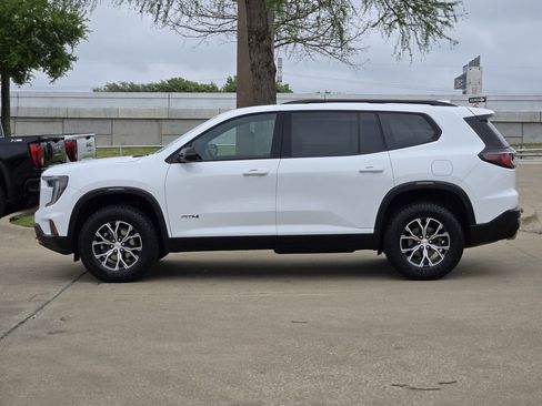 Used 2024 GMC Acadia AT4 w/ Luxury Package AWD/4WD image 4