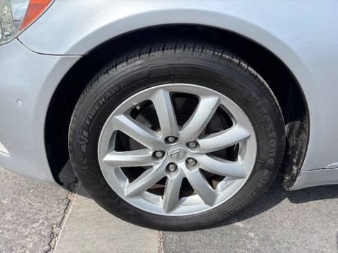 Used 2007 Lexus LS 460 RWD image 9