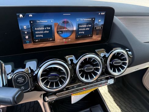 New 2026 Mercedes-Benz GLA 250 4MATIC image 19
