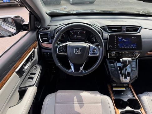 Used 2020 Honda CR-V Touring image 2