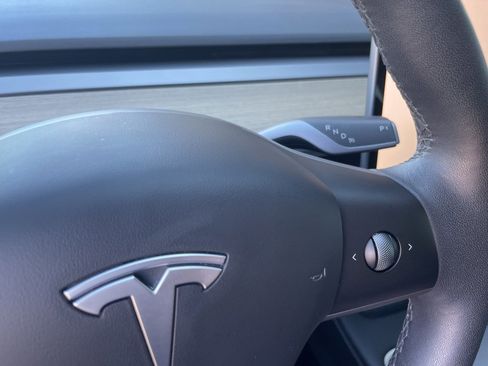 Used 2023 Tesla Model Y Long Range AWD/4WD image 27