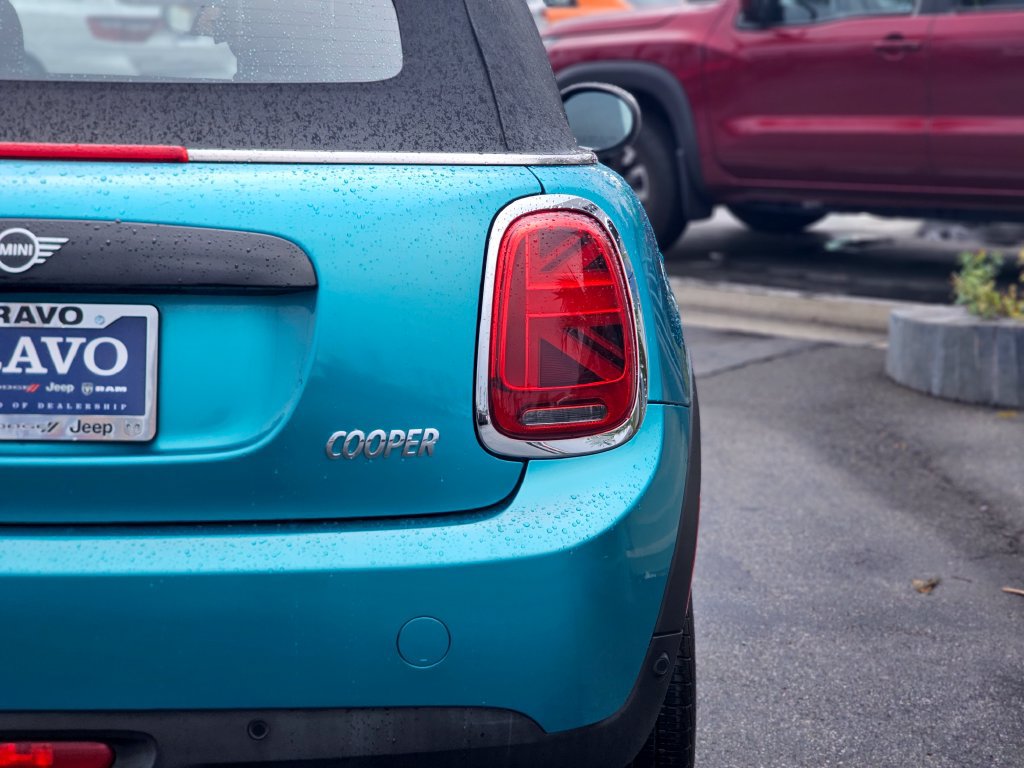 Used 2020 MINI Cooper Convertible FWD image 8