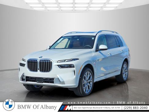 New 2026 BMW X7 xDrive40i w/ Climate Comfort Package AWD/4WD image 1