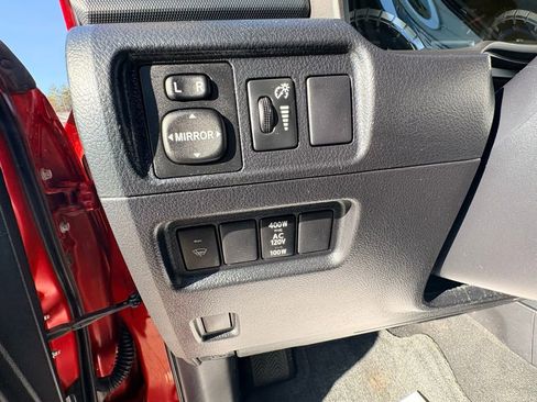 Used 2014 Toyota 4Runner SR5 image 26