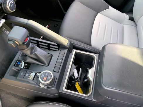 Used 2024 Toyota Tacoma TRD Off-Road image 16