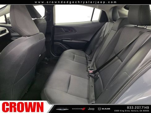 Used 2024 Toyota Prius LE FWD image 17