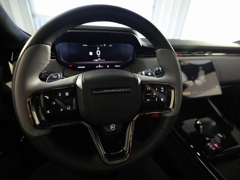 Used 2025 Land Rover Range Rover Sport SV Edition Two image 23