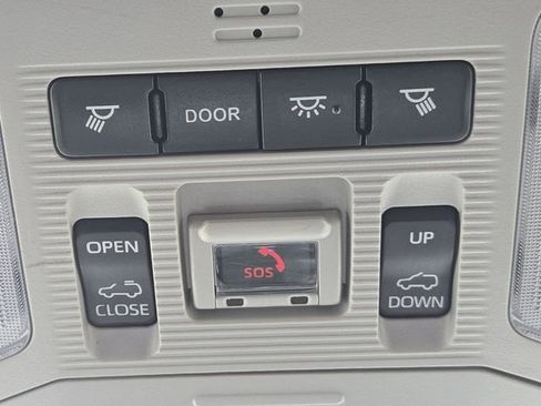 Certified 2021 Toyota RAV4 XLE w/ Convenience Package image 25