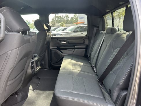 New 2026 RAM 1500 Express image 33